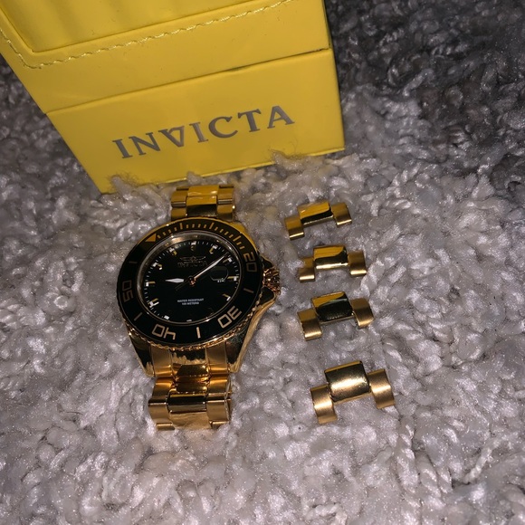 Invicta Diving Watch - Picture 2 of 7
